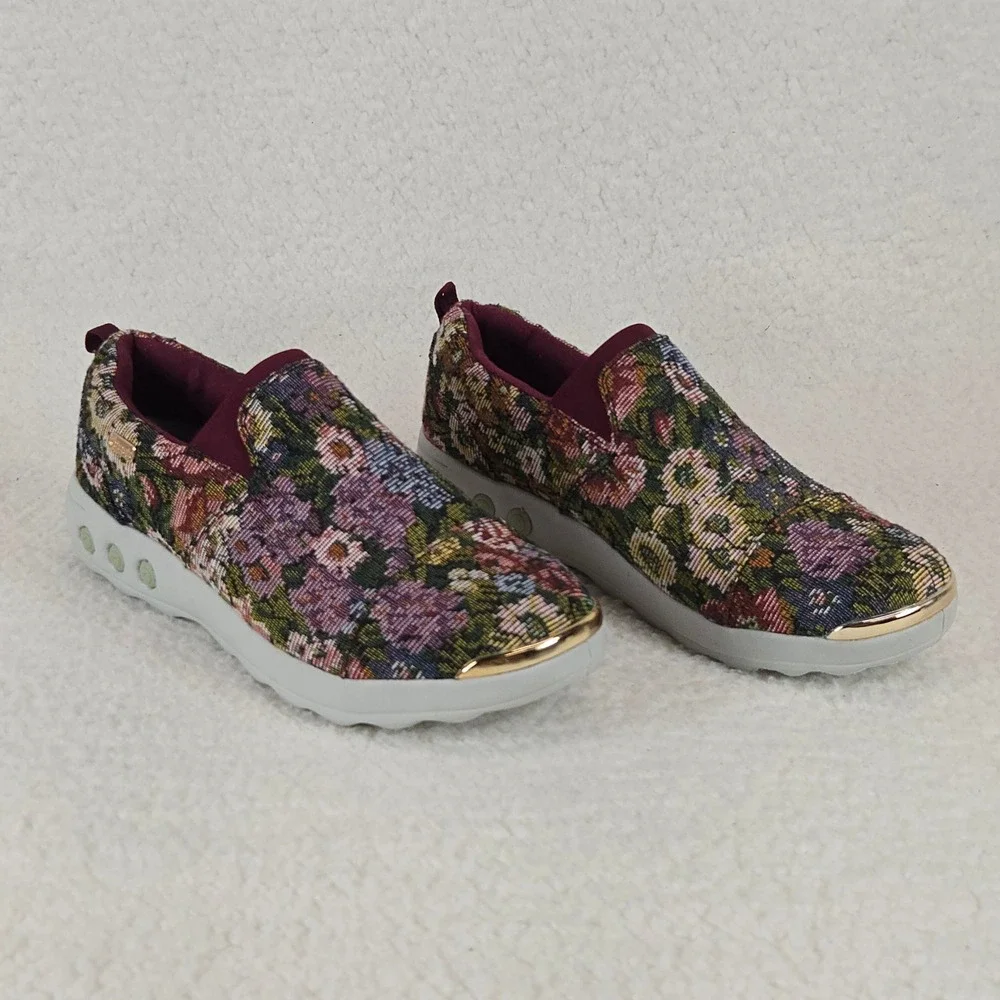 Therafit Womens 8.5 Floral Tapestry Slip On Sneakers Gold Toe Cottagecore Boho
